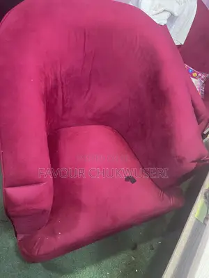 Saloon Chair