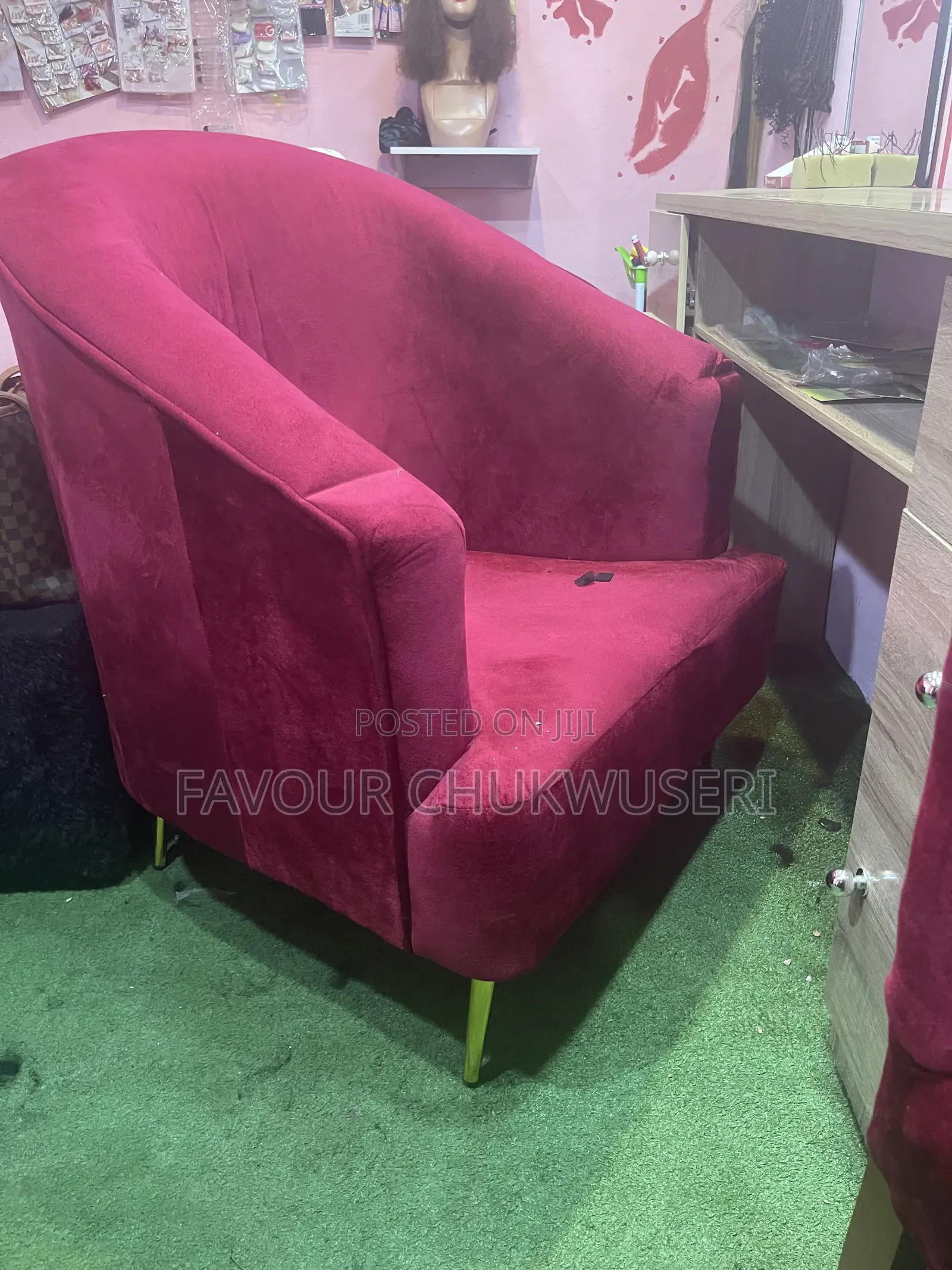 Saloon Chair