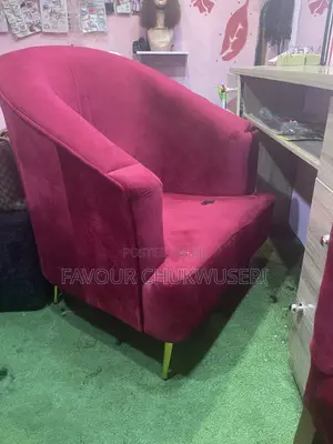 Saloon Chair