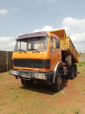 Mercedes Benz Flat Head V8 With Auxiliary
