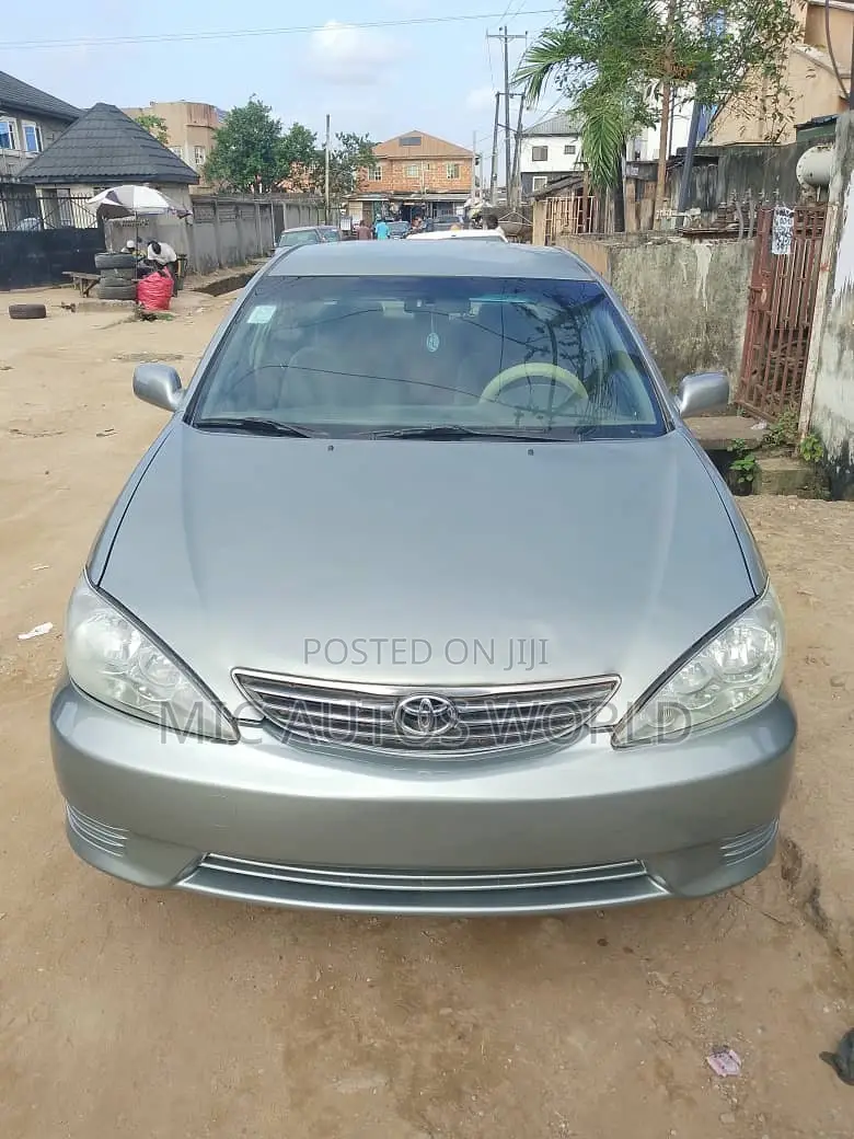 Toyota Camry 2006 Silver