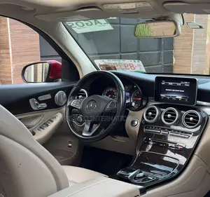 Mercedes-Benz GLC-Class 2016 Red