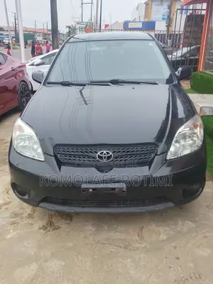 Toyota Matrix Hatchback AWD (1.8L 4cyl 4A) 2005 Black