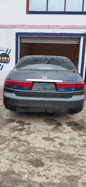 Honda Accord 2.0 Comfort Automatic 2005 Gray