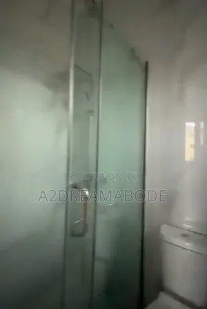 3bdrm Apartment in Yaba, Alagomeji for rent