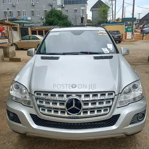 Mercedes-Benz M Class 2011 Silver