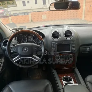 Mercedes-Benz M Class 2011 Silver