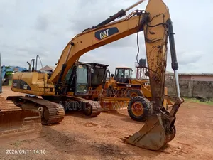 Caterpillar Excavator 323D