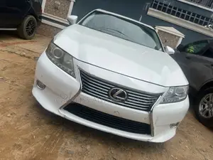 Lexus ES 350 FWD 2013 Off white