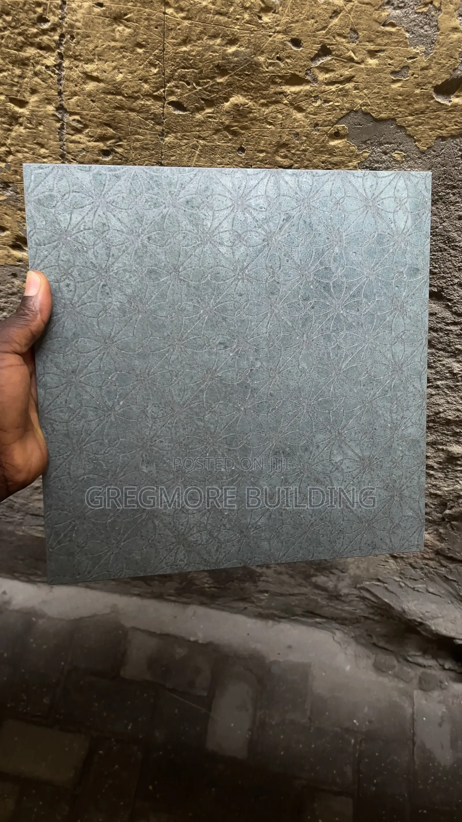 30/30 Matt Italian Tile