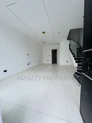 3bdrm Duplex in Sangotedo for sale