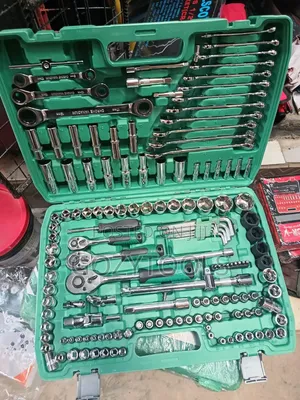 121 PC Socket Set
