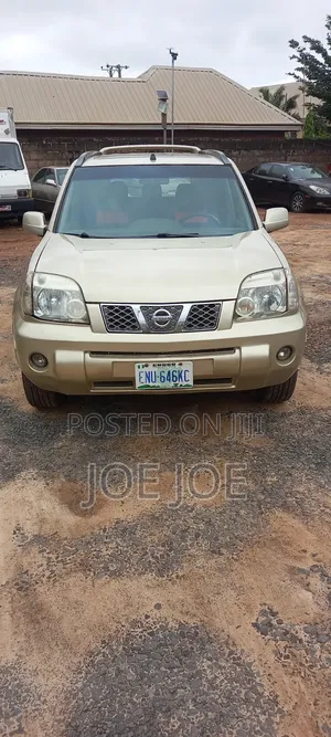 Nissan X-Trail 2005 Gold