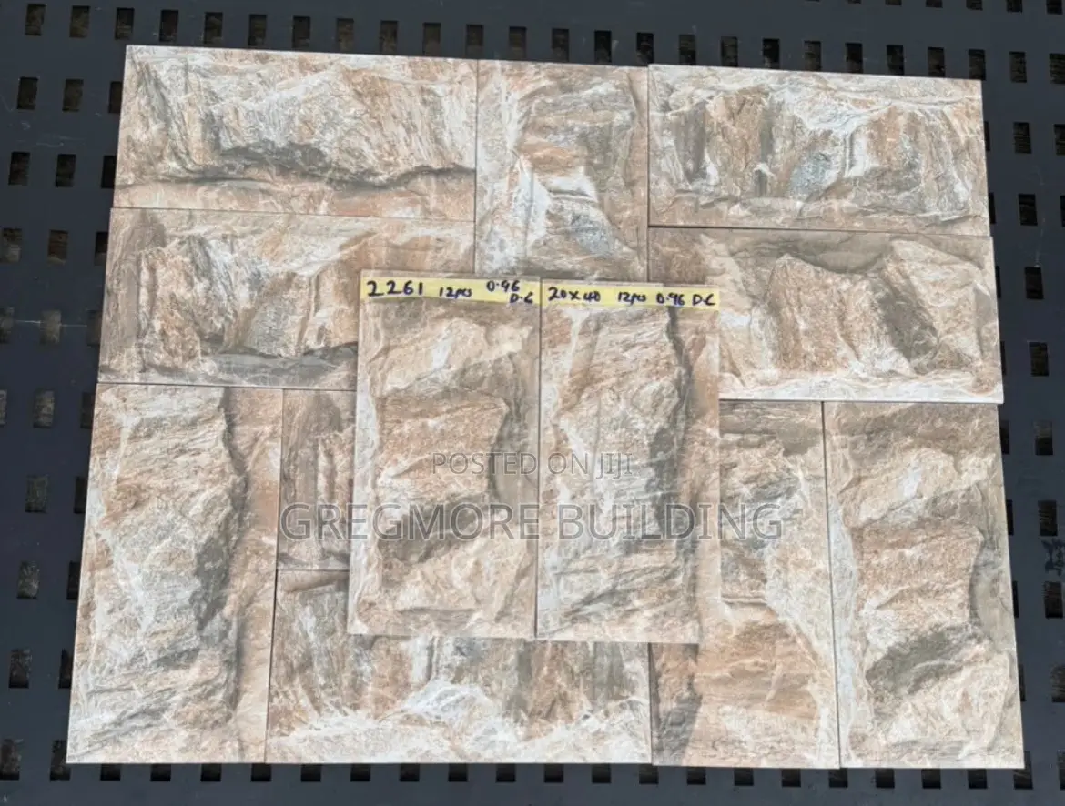 20/40 Stone Design Tile