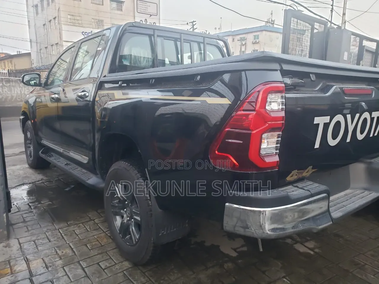 New Toyota Hilux 2025 Black