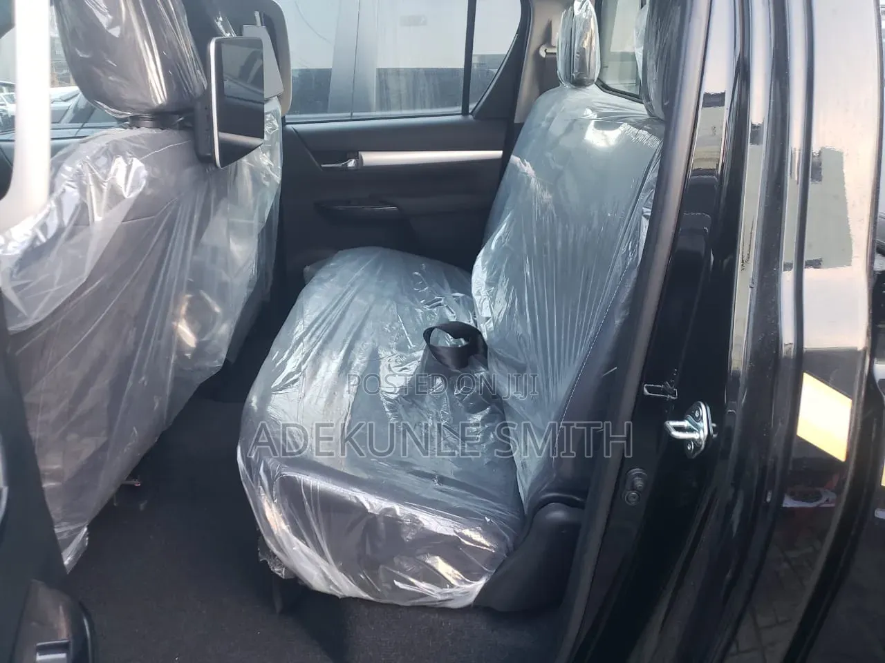 New Toyota Hilux 2025 Black