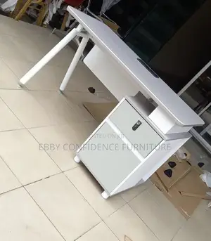 Office Table With Metal Leg