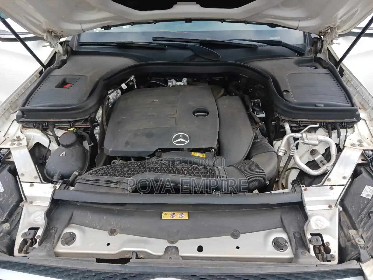 Mercedes-Benz GLC-Class 2022 White