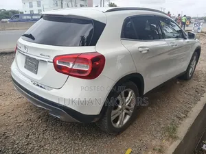 Mercedes-Benz GLA 250 2016 White
