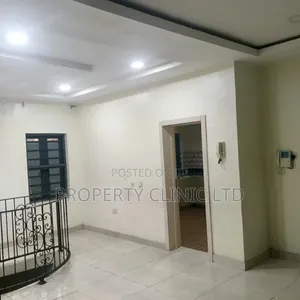 3bdrm Maisonette in Ogudu GRA for rent
