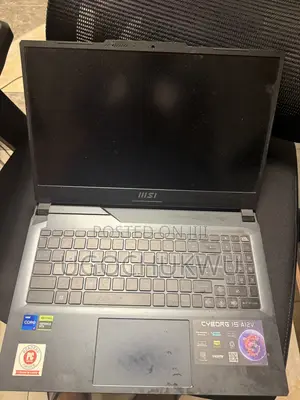 Laptop MSI Cyborg 15 16GB Intel Core i7 HDD+SSD 1T