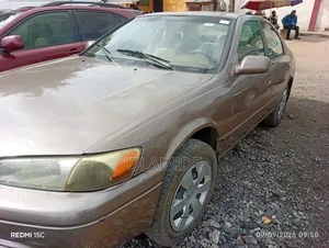 Toyota Camry Automatic 1999 Brown