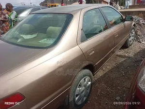 Toyota Camry Automatic 1999 Brown