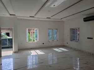 5bdrm Duplex in Julex Estate, Lugbe District for rent