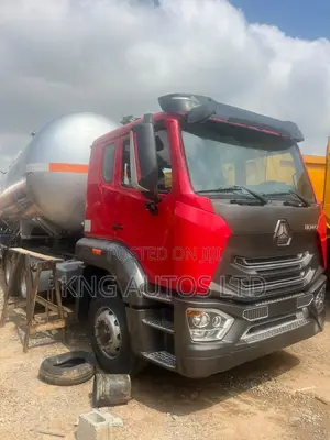 Howo LPG Trailer 2024 Red