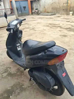 Suzuki Lets 2015 Black