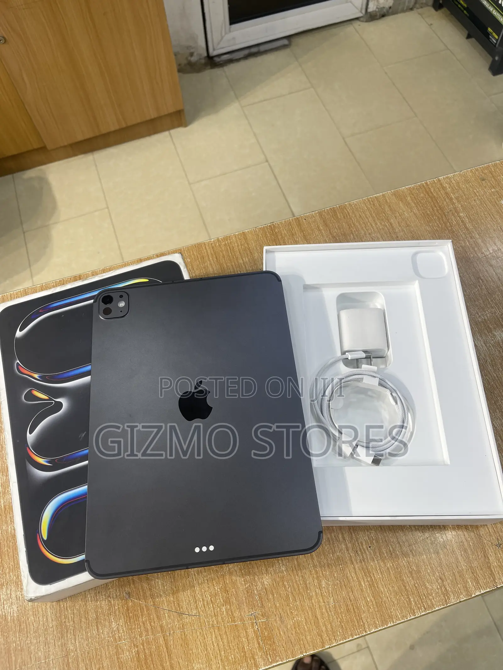 Apple iPad Pro 11 (2025) 256 GB Black