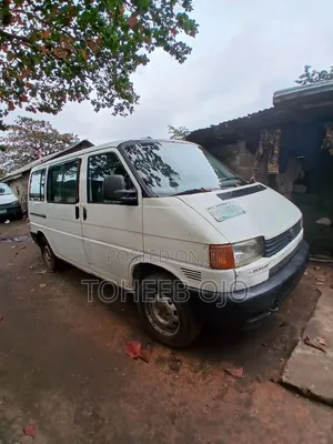 Volkswagen Transporter 1999 White