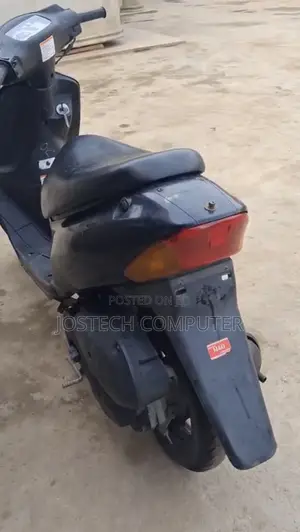 Suzuki Lets 2015 Black