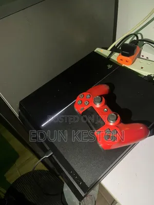 PS4 Console