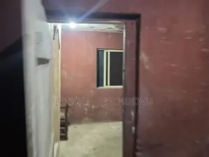 Mini Flat in New Garage / Ojota for rent