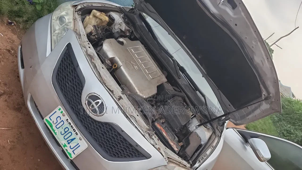 Toyota Camry 2007 Silver