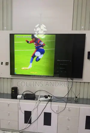 Samsung 65 Inches Crystal