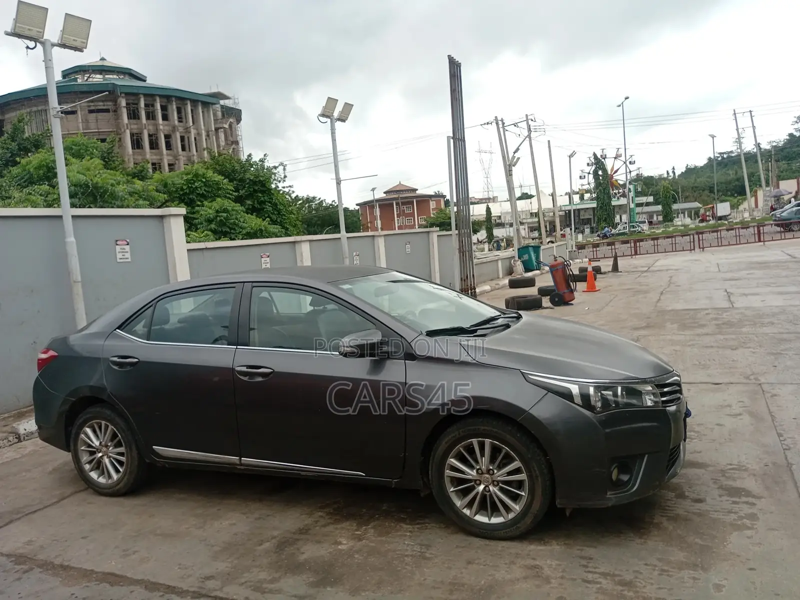 Toyota Corolla 2015 Gray