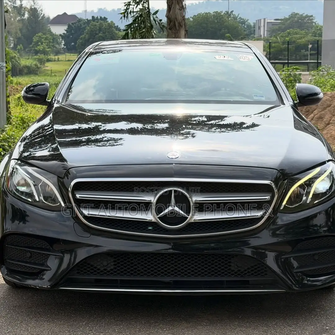 Mercedes-Benz E300 2017 Black