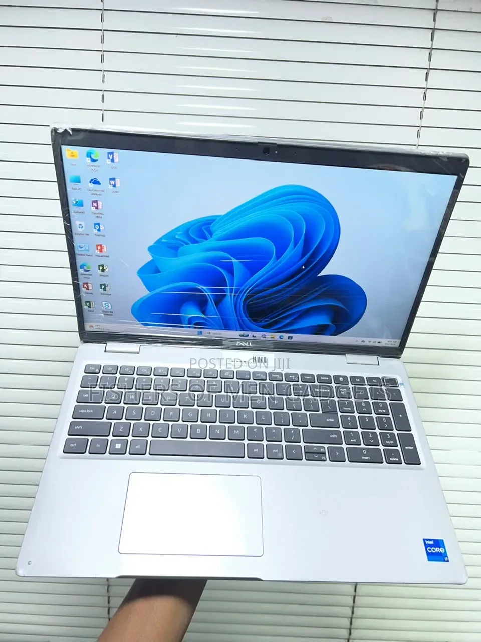Laptop Dell Latitude 5530 8GB Intel Core i7 SSD 256GB