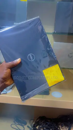 Laptop Dell Latitude 7390 2-in-1 8GB Intel Core i5 SSD 256GB