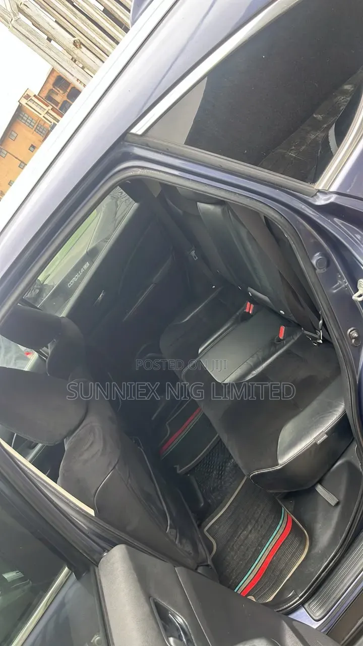 Honda CR-V 2012 Red