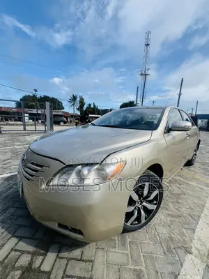 Toyota Camry 2.4 LE 2008 Gold