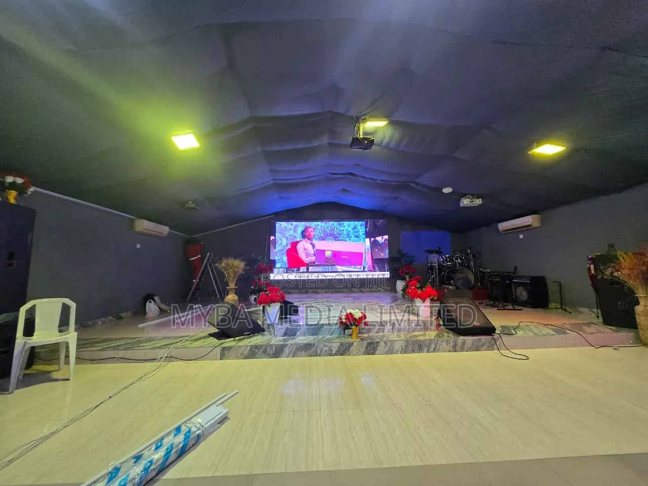 LED Screen