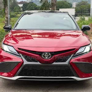 Toyota Camry 2021 Red