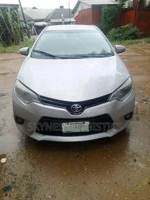 Toyota Corolla 2015 Silver