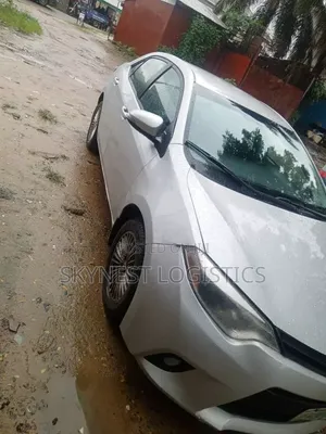 Toyota Corolla 2015 Silver