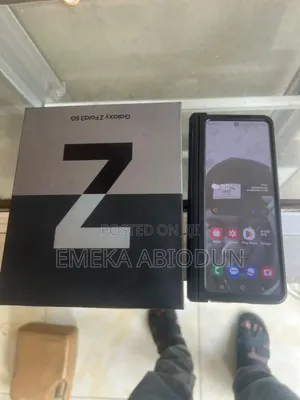 Samsung Galaxy Z Fold 3 256 GB Black