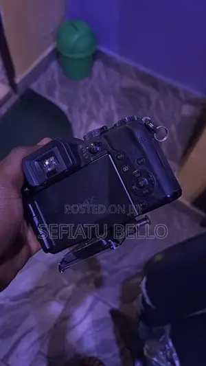 Lumix G7 Camera