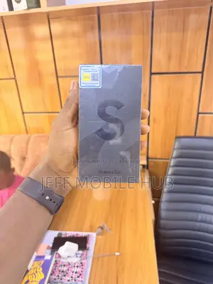 New Samsung Galaxy S22 5G 128 GB Black